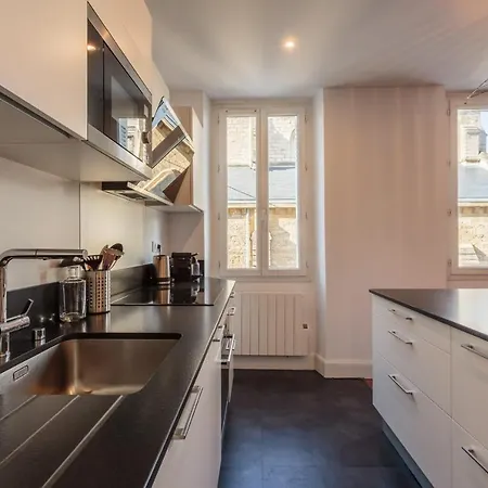 Youcca // Ancolie Close To The Beaches In Apartment *