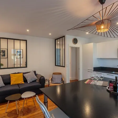 Youcca // Ancolie Close To The Beaches In