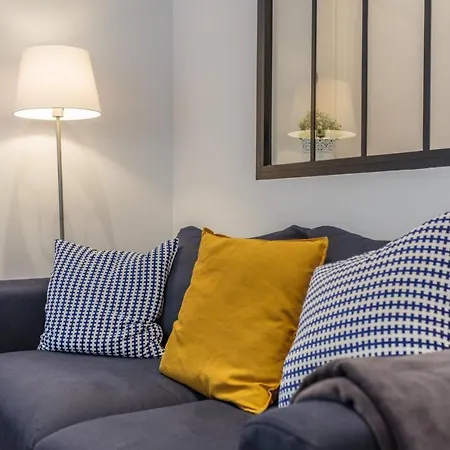 Youcca // Ancolie Close To The Beaches In Apartment
